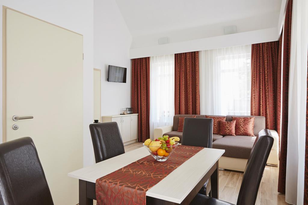 Hotel Astoria Балатонфюред Екстер'єр фото